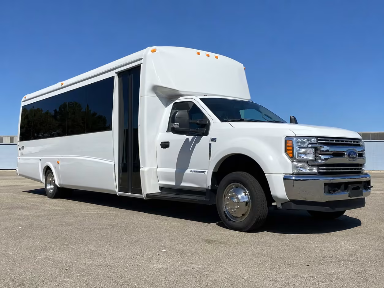 15 35 passenger minibus