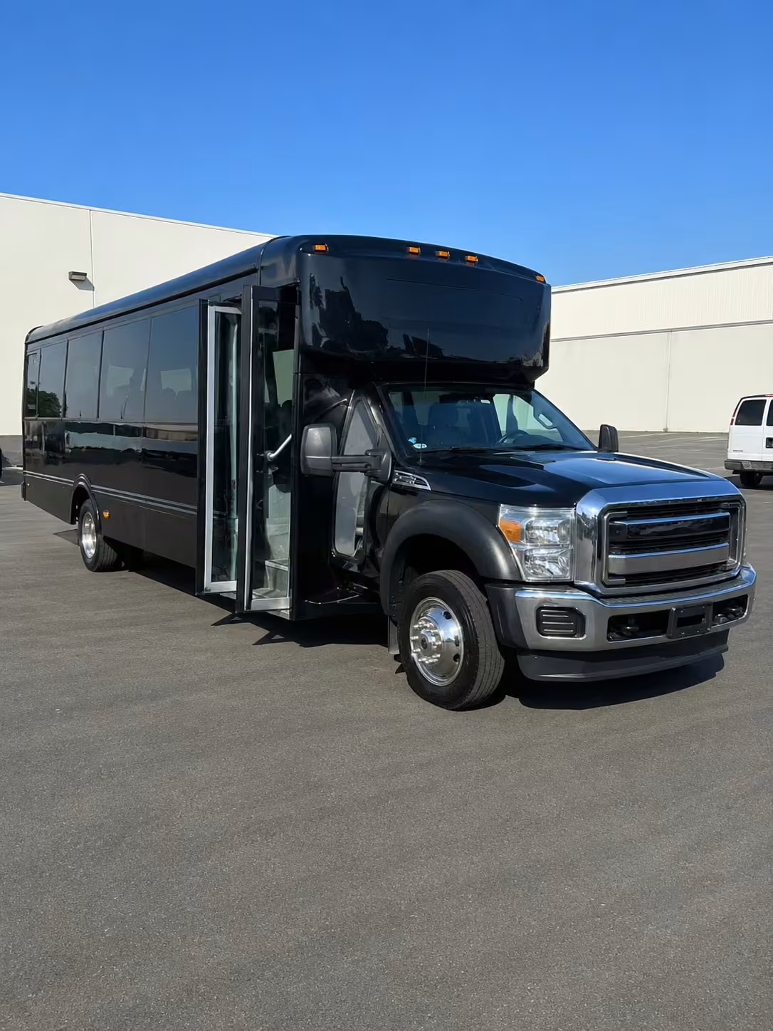 25 passenger party bus