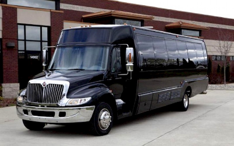 travel bus to rent
