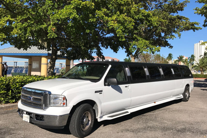 excursion limousines